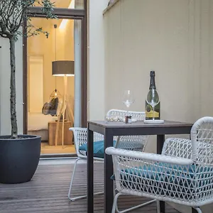 Apartment Erïk Langer S. Sofia C. Battisti 